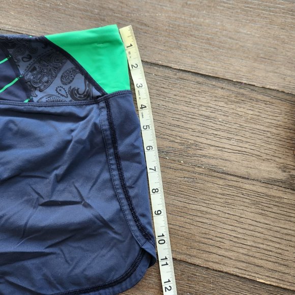 Lululemon Groovy Run Short - Picture 3 of 4